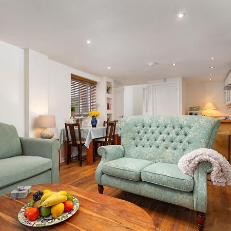 The Coach House, Centrally Located Detached Coach House Cardiff Buitenkant foto